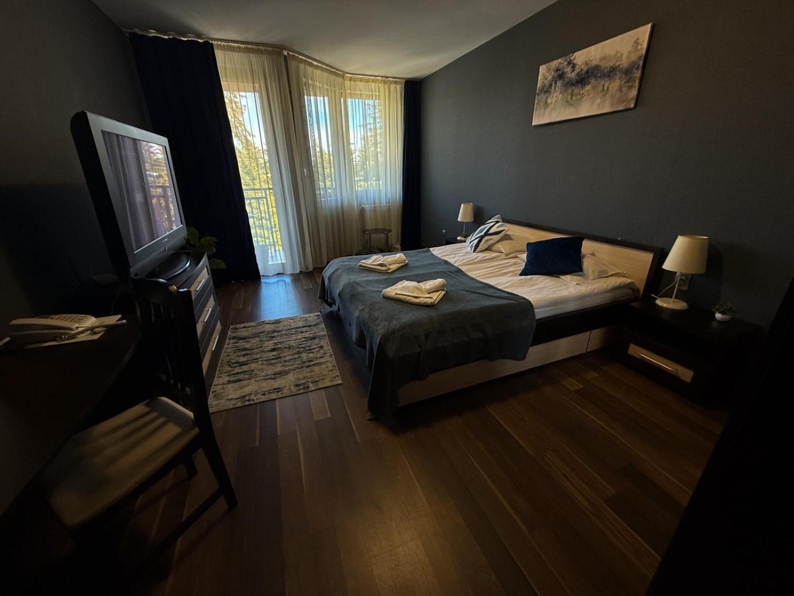 Hotel Iceberg בורובץ מראה חיצוני תמונה