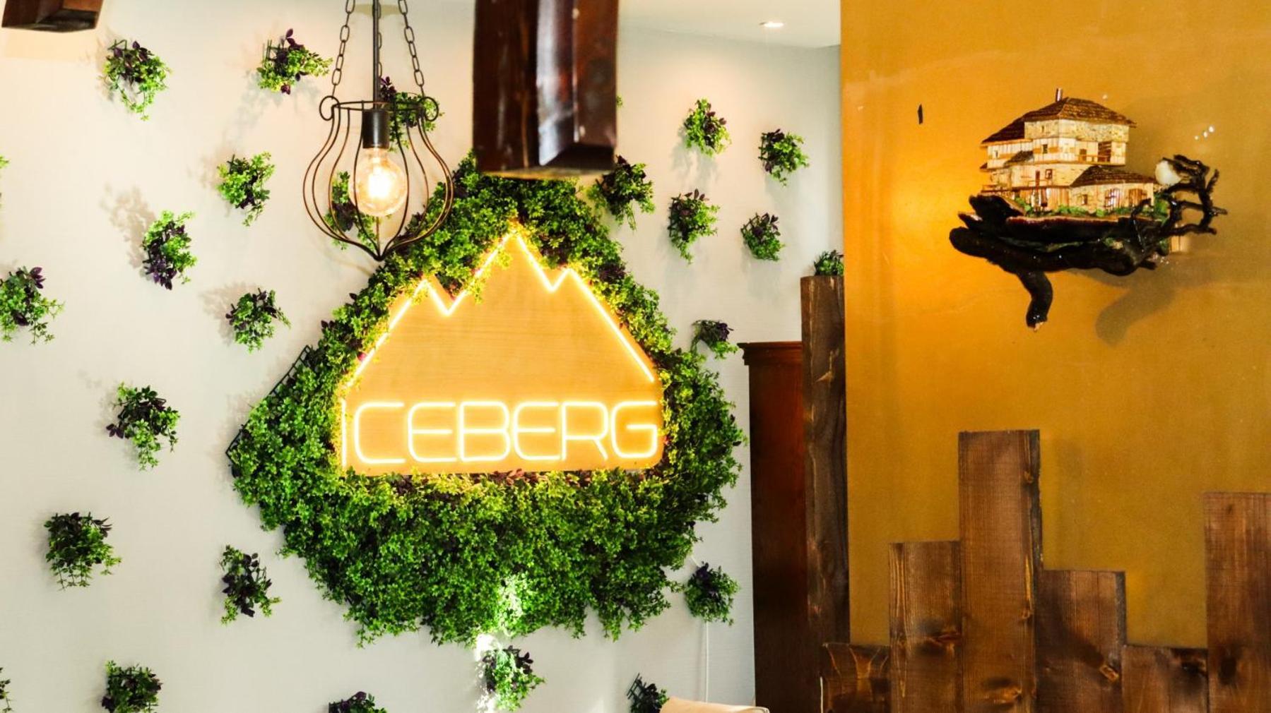 Hotel Iceberg בורובץ מראה חיצוני תמונה